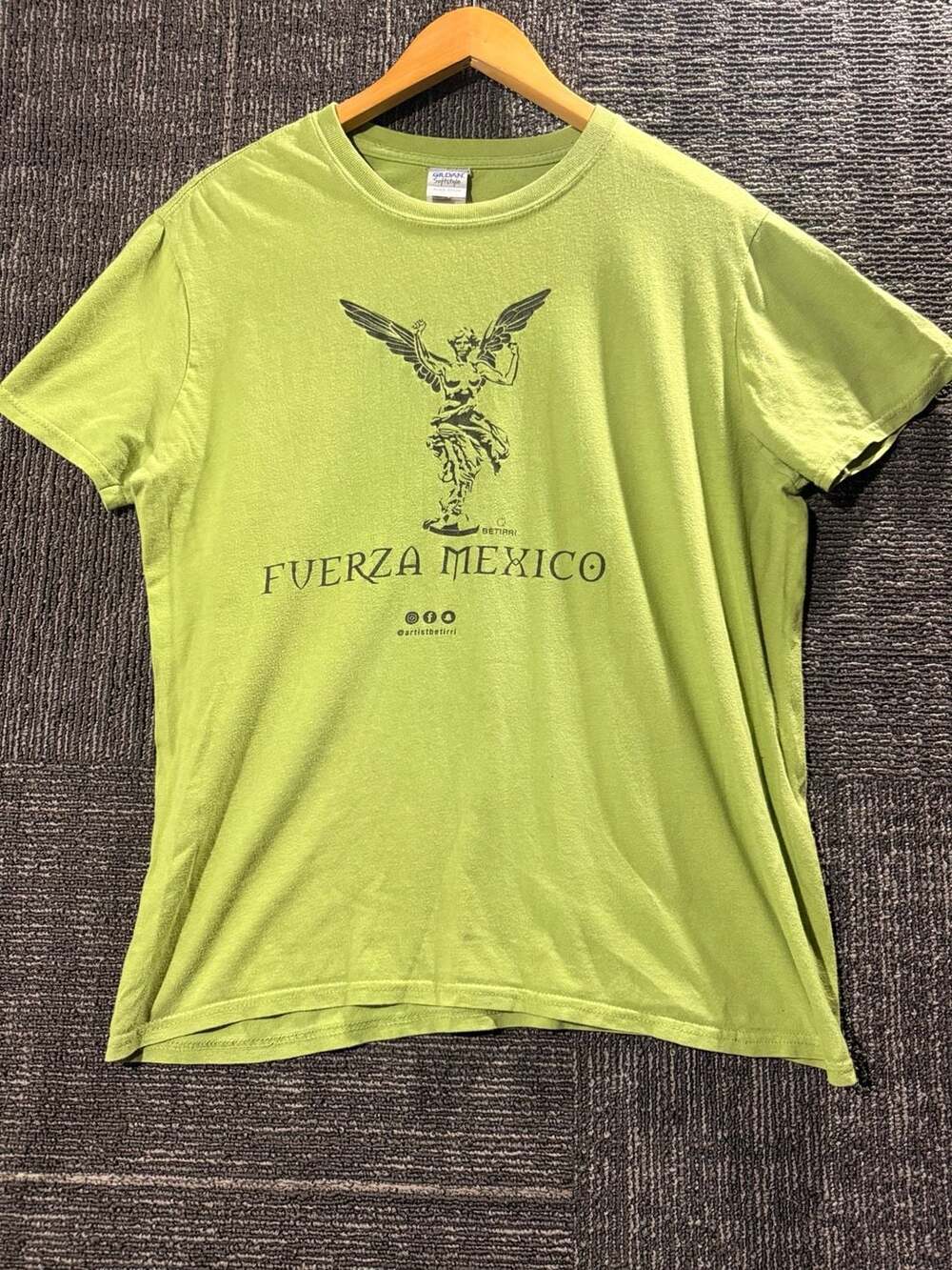 Artist Betirri Fuerza Mexico Angel of Independence Graphic Lime Green T-Shirt